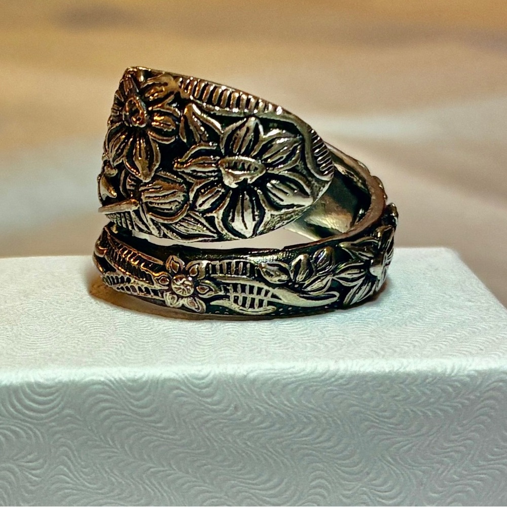 Floral Engraved Spoon Ring - Women's Statement Band in 9.25 Sterling Silver - Picture 11 of 15